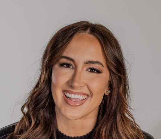 Чому дебетові картки є фінансовою помилкою, на думку експертів