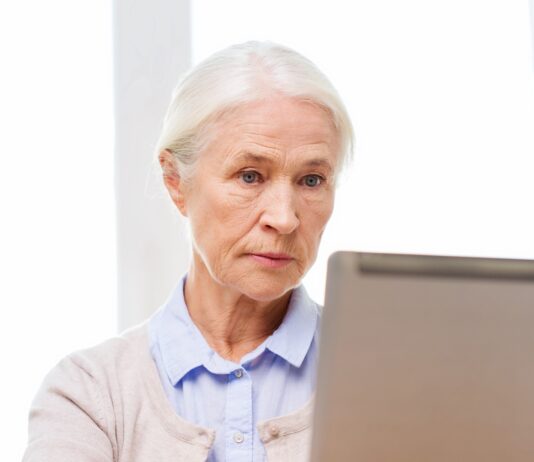 Шкода пенсіонера: чому дострокове отримання допомоги по старості може виявитися провалом