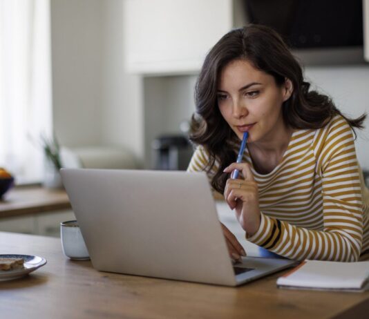 Найкращі 3-річні ставки CD у грудні 2025 року: заробляйте до 4,05% річних