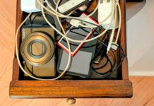 Повернення до забутих технологій: путівник по старим гаджетам