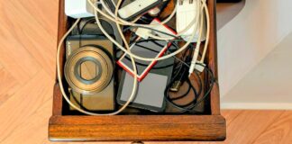 Повернення до забутих технологій: путівник по старим гаджетам