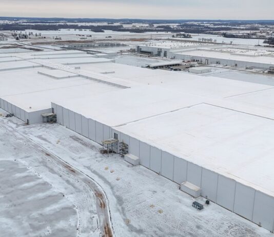 Ford змінює курс: від акумуляторів для електромобілів до накопичувачів енергії для мережі