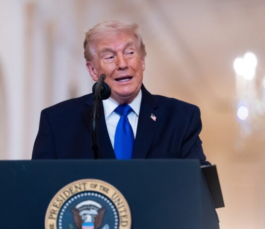 Реальність пенсійних накопичень: за межею заголовків про 30 тисяч доларів