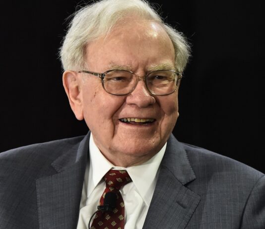 Найскладніший рік Баффета: Чому вірність принципам стала його головним випробуванням
