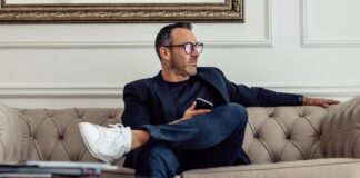 Ось чистий капітал, який вважається вищим середнім класом у 54 роки