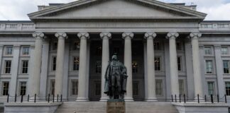 Інвестори TikTok виплатять $10 млрд у рамках безпрецедентного втручання уряду США