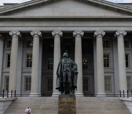 Інвестори TikTok виплатять $10 млрд у рамках безпрецедентного втручання уряду США