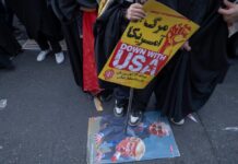 Гра Трампа з Іраном: Війна за Розрахунком з Високими Ставками