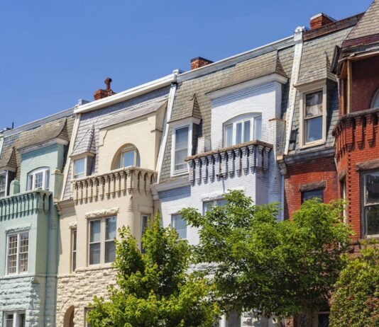 Доступні Гарячі Точки: 5 Швидкорослих Ринків Житла