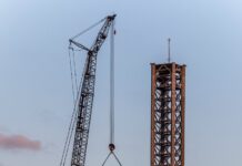 SpaceX Конфіденційно Подає Заявку на IPO, Потенційна Оцінка Компанії Перевищує $1 Трильйон