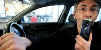 У Євросоюзі зобов’язали оснащувати всі автомобілі алкотестерами. та інші технологічні новини