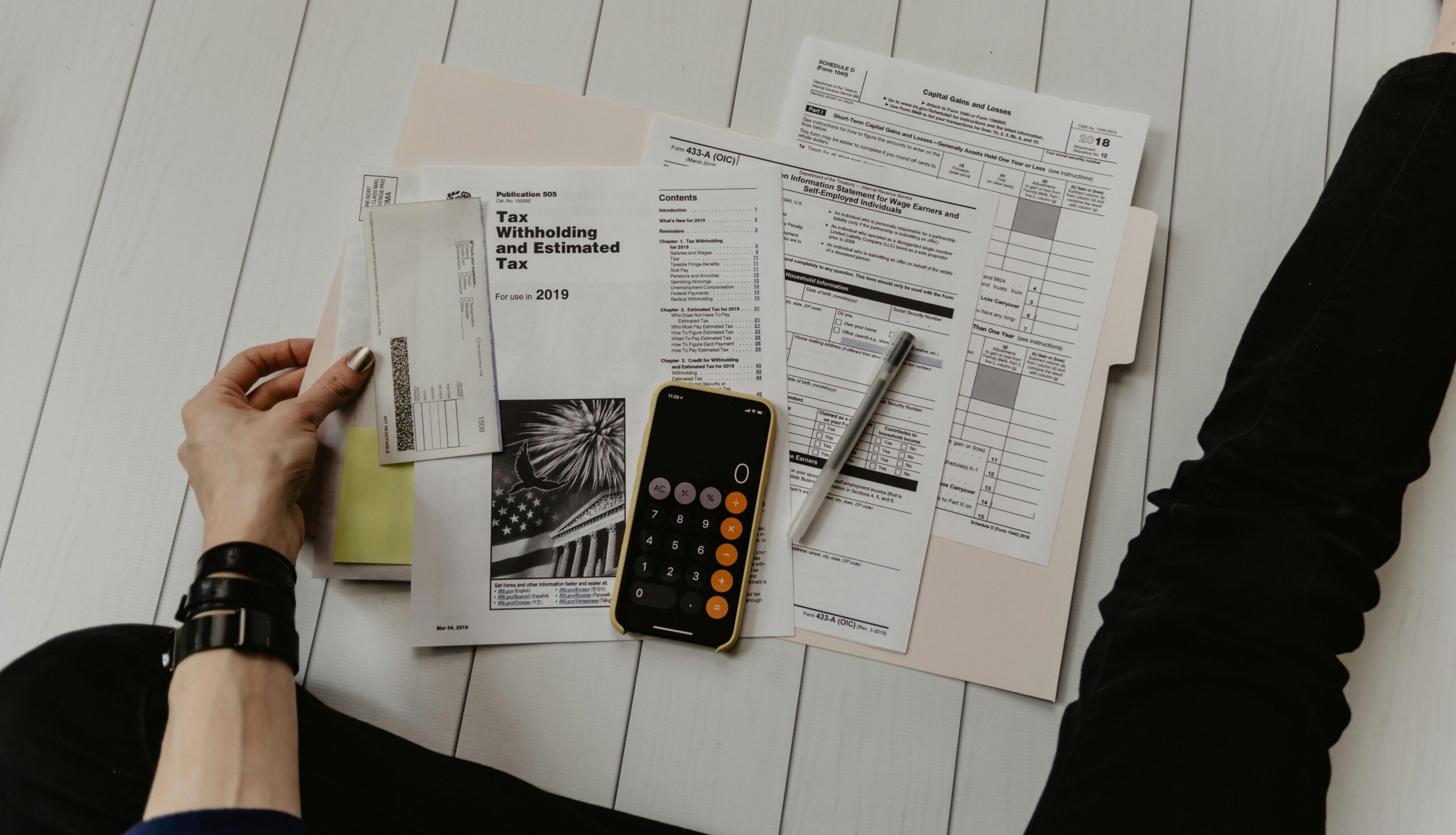 Hong Kong credit card debt loan planning